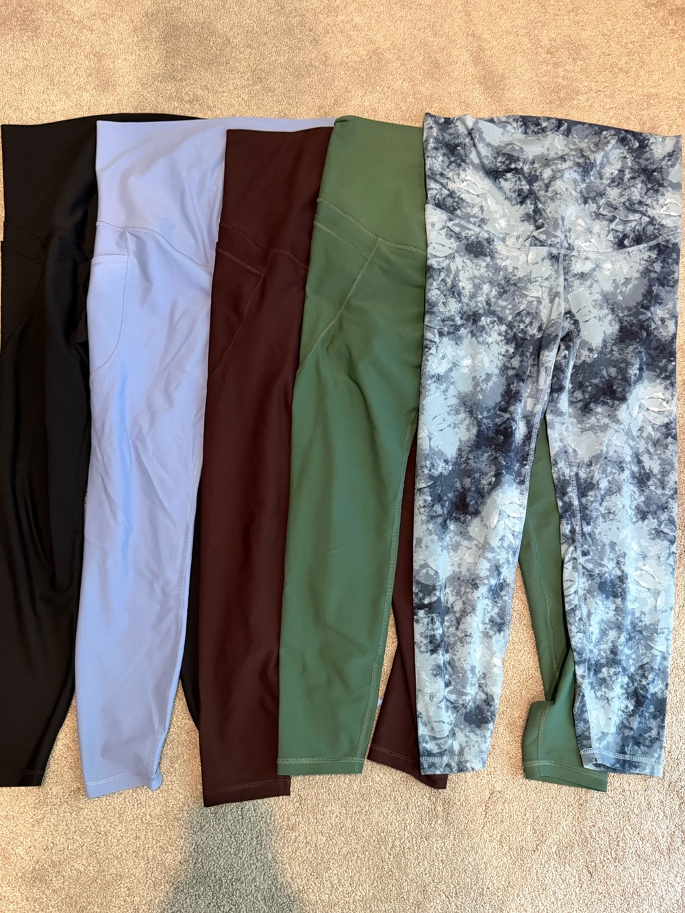5 Set of Old Navy Maternity Leggings